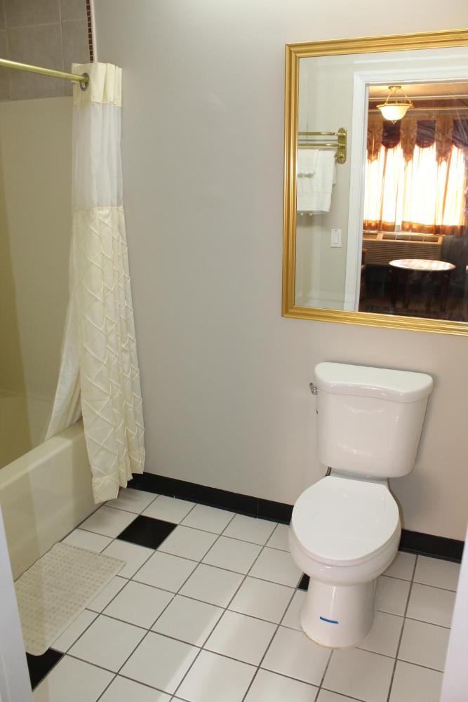 Superior King Room - Smoking interior